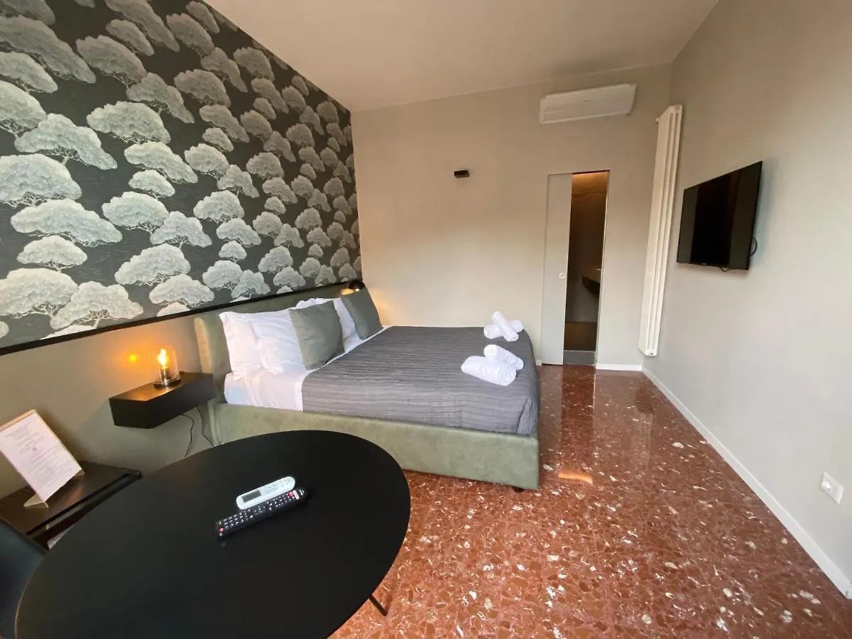 Cavour Urban Rooms By Ghor Roma Konukevi