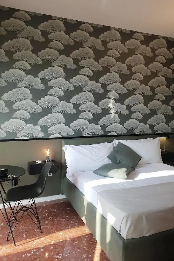 Cavour Urban Rooms By Ghor Rome 2*,  Italy